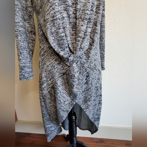 Azules High-Low Knit Top.   NWOT - Picture 4 of 8